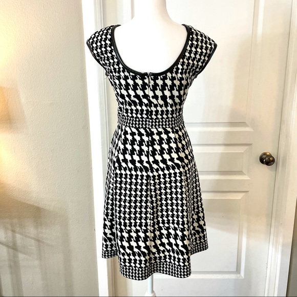 Tiana B Gingham print dress - Picture 4 of 5
